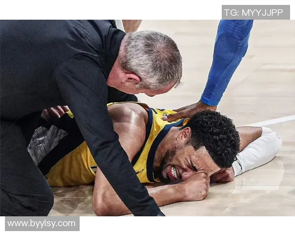 步行者官宣全明星后卫遭遇重伤,球队命运堪忧 步行者官宣全明星后卫遭遇重伤,球队命运堪忧